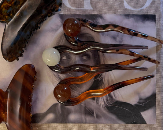 Pearl French Pin in Leopard Café